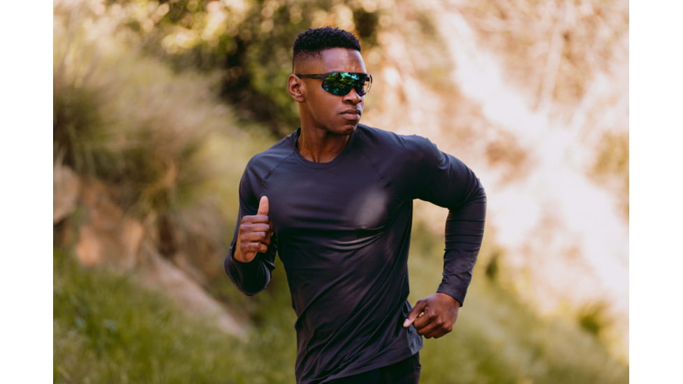 Revo Polar Sunglasses, Matte Black/Evergreen Photochromic, Medium, RE 1212 01 GNP