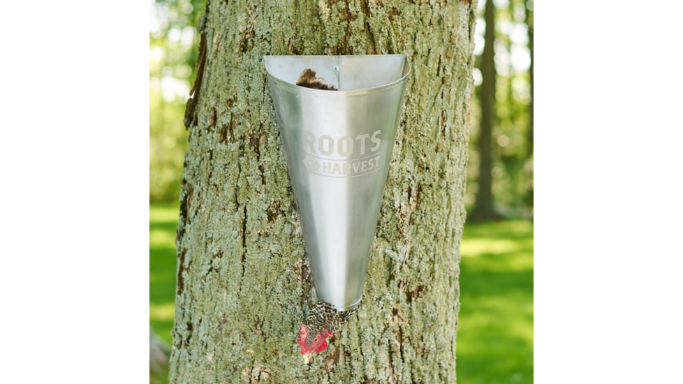 Roots &amp; Harvest Cone Poultry, 1689