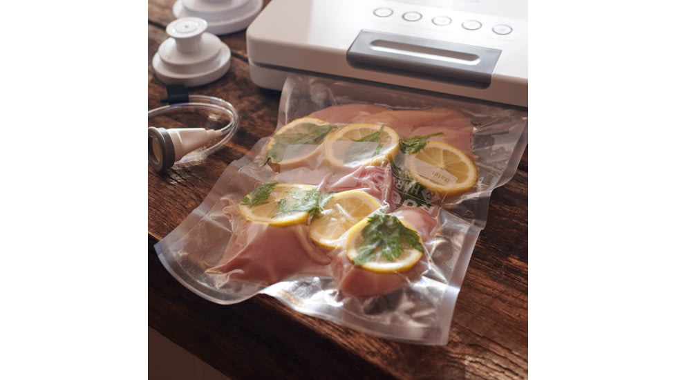 Roots &amp; Harvest SureSeal Gallon Vacuum Bags 11inx16in, 28- Count, 1804