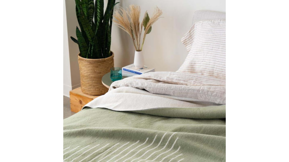 Rumpl Merino SoftWool Blanket, Sage Triangles, Queen, MSWP-SG1-Q