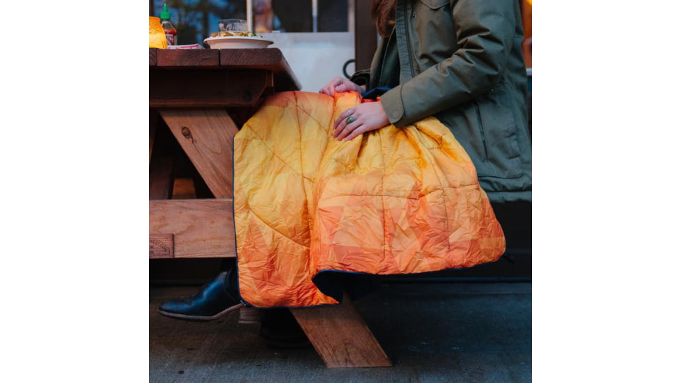 Rumpl Nanoloft Blanket, Printed, Pyro Tri-Fade, Travel, TNLB-PTF-X