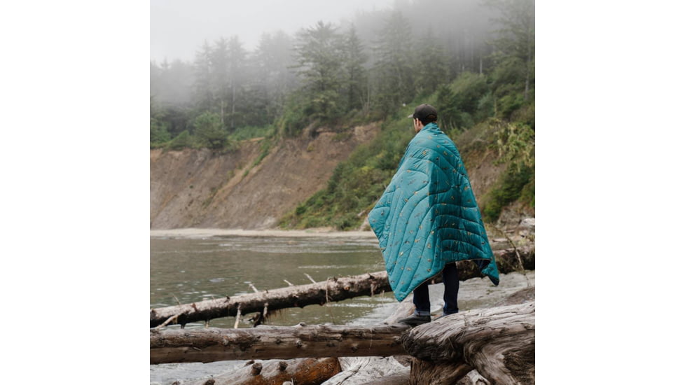 Rumpl Original Puffy Blanket, Printed, Left Coast/Sam Larson, 1-Person, TPPB-SL1-1