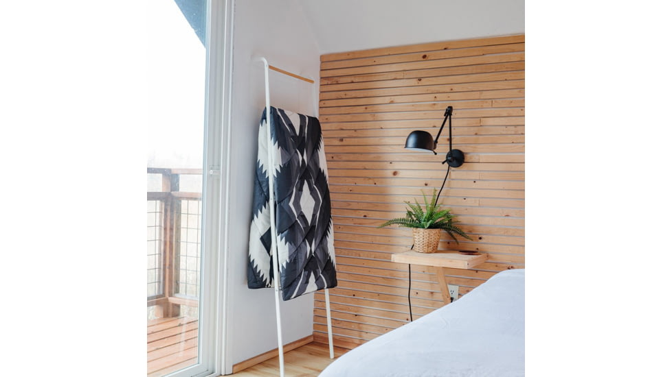 Rumpl Original Puffy Blanket, Printed, Woven Daydream, 1-Person, TPPB-WVD-1