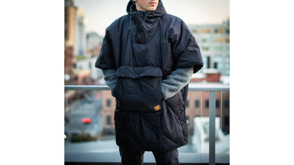 Rumpl The Nanoloft Puffy Poncho, Black, One Size, TPON-SB2-O