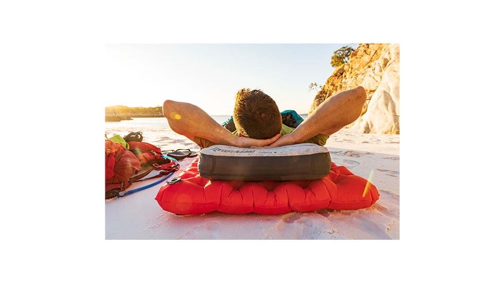 Sea to Summit Aeros Deluxe Down Pillow, Grey, 579-12