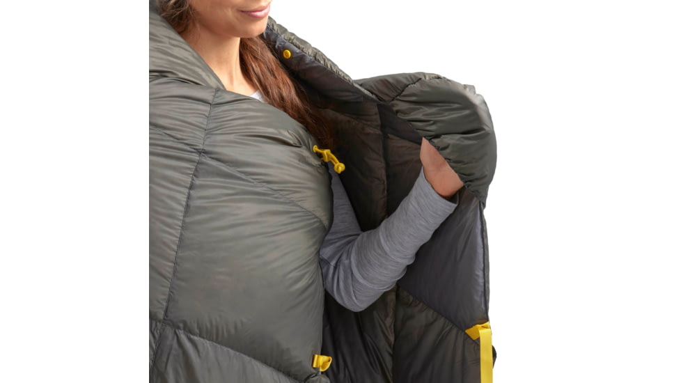 Sea to Summit Ember Down Quilt 45F/7C Sleeping Bag, Regular, Beluga Black, Regular, S2213
