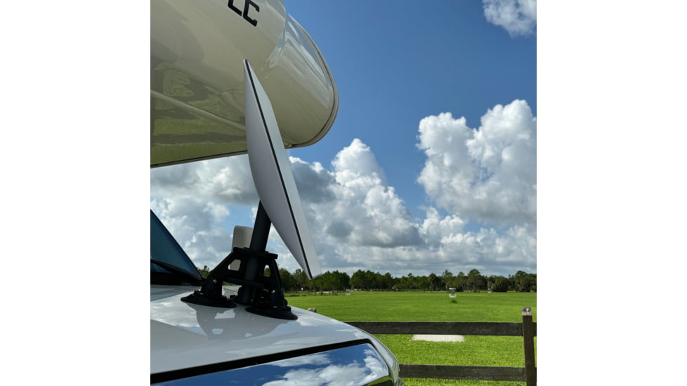 SeaSucker Starlink Pole Mount, White, SM6179W