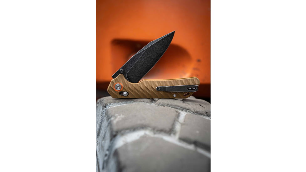 Skallywag Tactical Mako II Folding Knife, 3.5in, D2, Drop Point Blade, G10, Desert Tan Handle, Mako II - Desert Tan