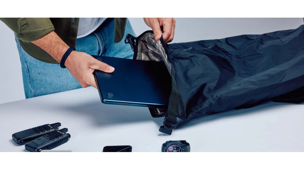 SLNT RF Blocking SSE Faraday Bag, USA Berry Compliant, Black, 19L, SL-PKGB-BER-01