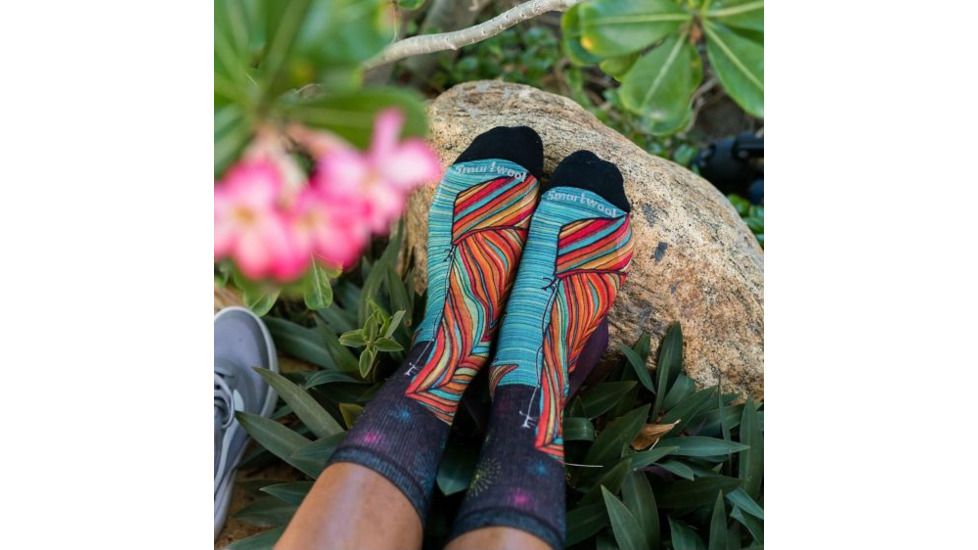 Smartwool Curated Rainbow Mountain Climb Crew - Womens, Black, Medium, SW010462001-M