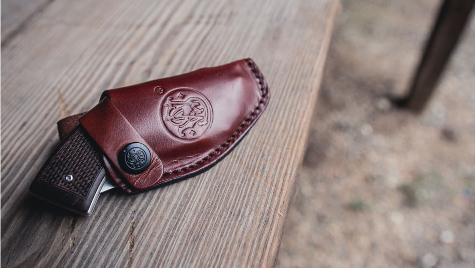 Smith &amp; Wesson Model 325 Revolver Folding Knife, 3in, Stainless Steel, Wood, Silver, 1168583