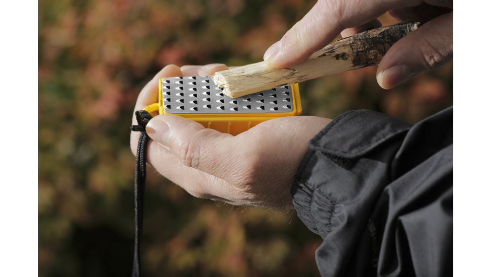 Smiths Edgesport Natural Tinder Maker with Fire Starter 50562