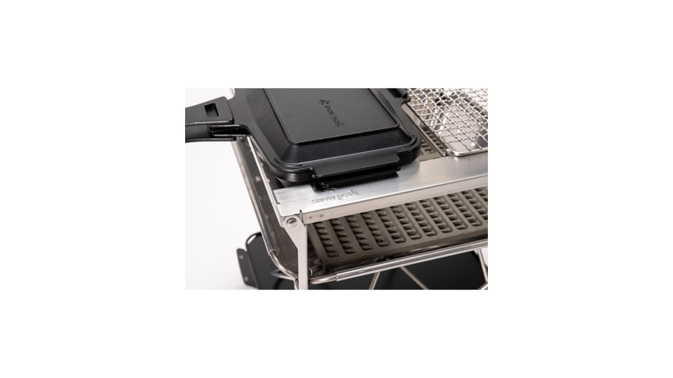 Snow Peak Cast Iron Sandwich Skillet, One Size, GR-050