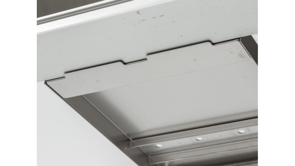 Snow Peak I G T Iron Grill Table Water Dispenser, UG-153