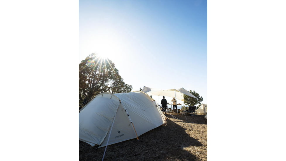 Snow Peak Vault in Ivory Dome Tent, 4-Person, SDE-080-IV-US