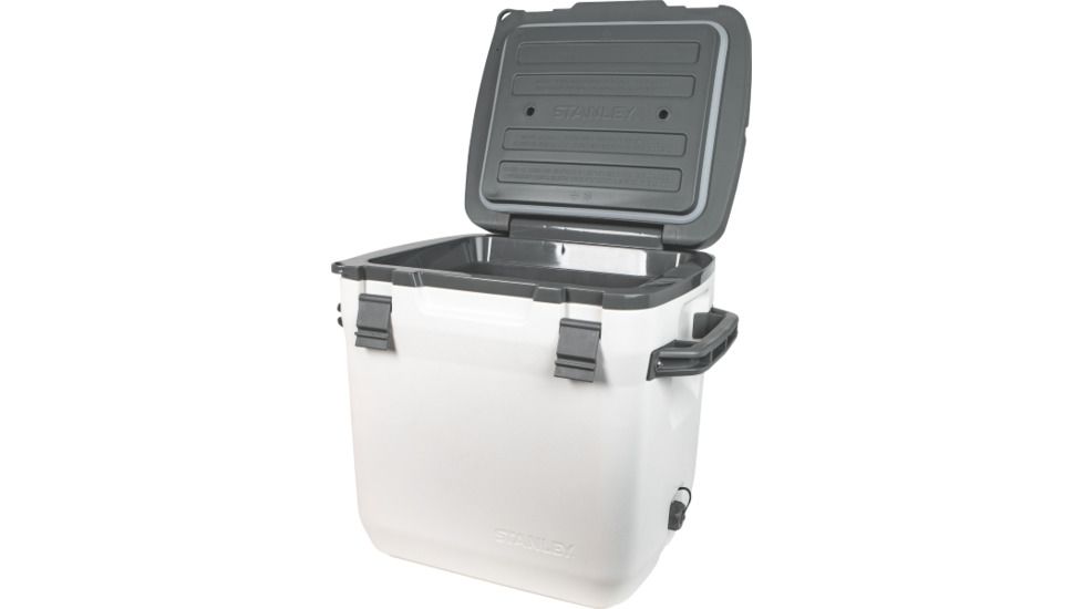 Stanley Adventure Cooler 30Qt-, Polar, 30 Quartz, 10-01936-009