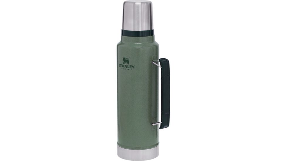 Stanley Classic Legendary Bottle, Hammertone Green, 1.5 Qt, 10-07933-001
