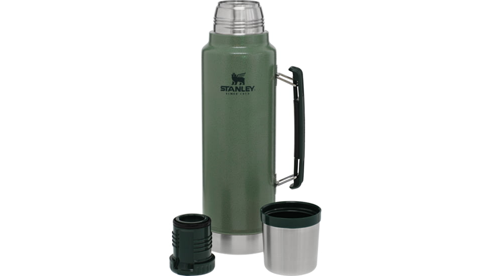 Stanley The Legendary Classic 1.4L Bottle, Hammertone Green, 1.5 QT/1.4 L, 10-11347-001