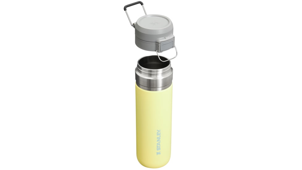 Stanley The Quick Flip GO Bottle, Pomelo, 24 oz/0.71 L, 10-12101-003