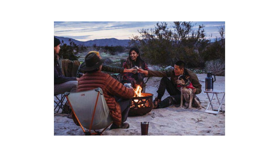 Stanley The Unbreakable Hip Flask, Hammertone Green, 8oz / .23L, 10-02892-063