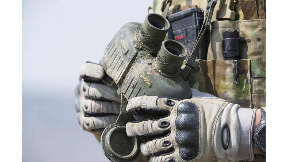 Steiner 8x30mm M30r Military Porro Prism Binoculars with Mil Ranging Reticle, NBR Long Life Rubber Armoring, OD Green, 2640