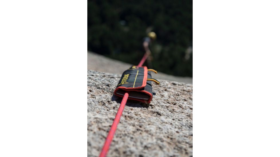 Sterling SafeGuard Rope Protector, Black/Red, 18in, MDGUARD