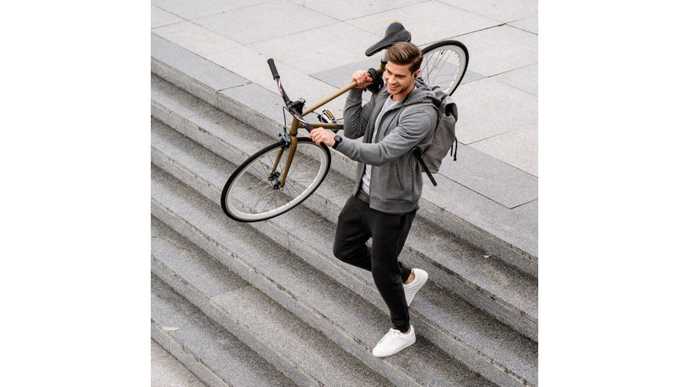 Suunto 3 Fitness - Robust and Smart Fitness Watch, All Black SS050020000