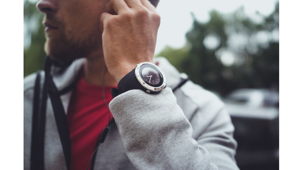 Suunto Spartan Trainer Wrist HR Sports Watch, Steel SS023425000