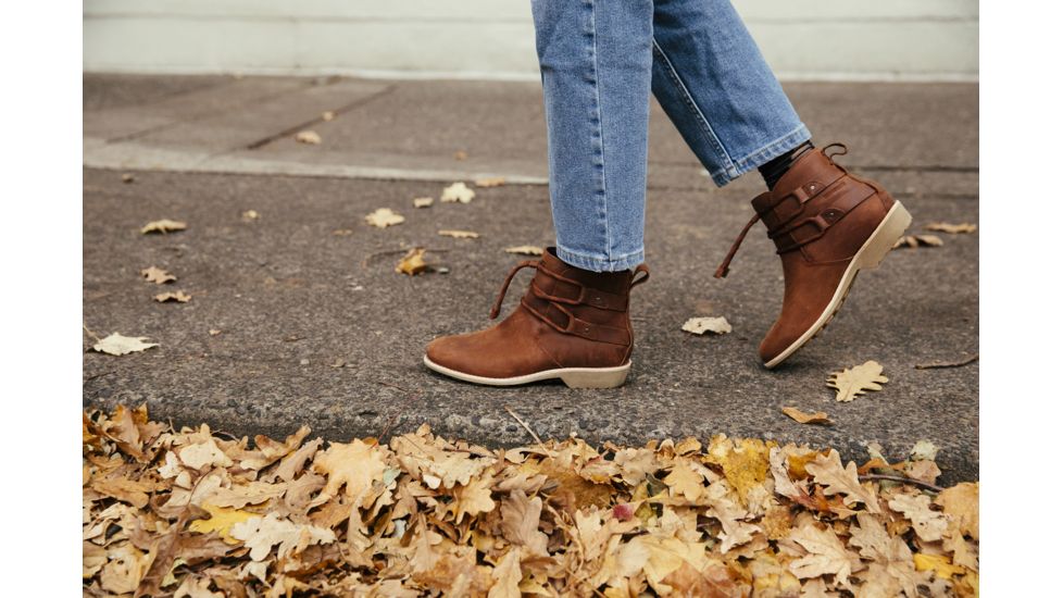 Teva De La Vina Dos Shorty Boot - Womens, Dark Brown, 8 US, 1094929-DKB-08