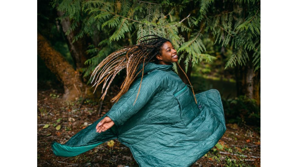 Therm-a-Rest Honcho Poncho, Green Print, 13177