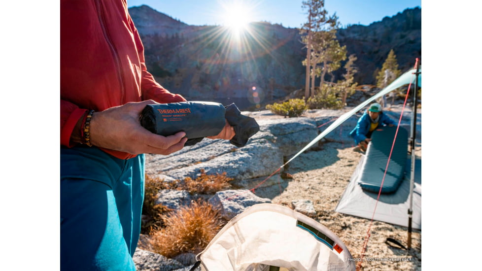 Therm-a-Rest NeoAir UberLite Sleeping Pad, Orion, Regular Wide, 13459