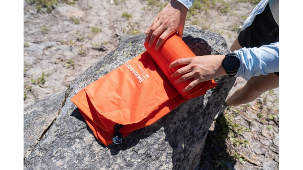 Therm-a-Rest NeoLoft Pad, Pumpkin, Regular, 14157