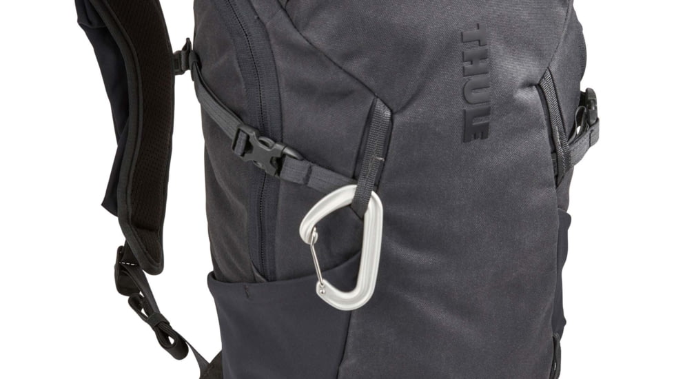 Thule AllTrail 15L Hiking Backpack, Obsidian, 15L, 3204127