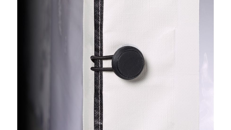 Thule Rain Blocker G2-Front Panel, Silver, 4.2in x 6in, 306454