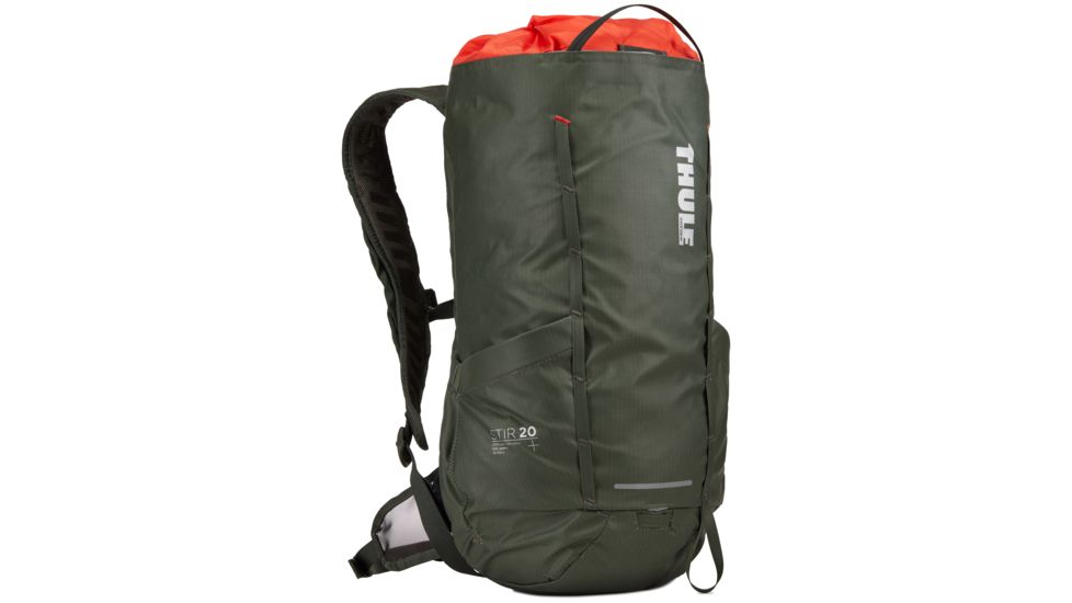 Thule Stir 20L Hiking Pack, Dark Forest, 3203552
