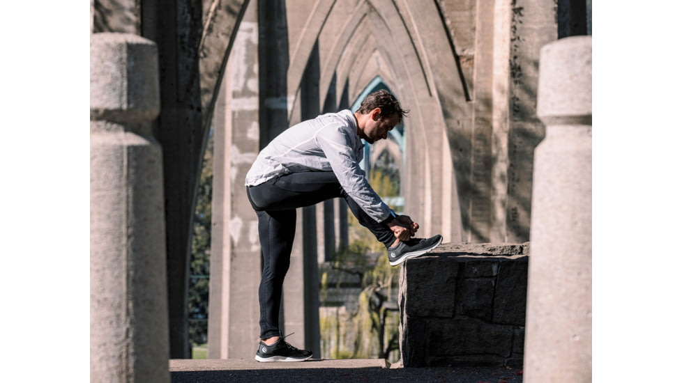 Topo Athletic Fli-Lyte 4 Road Running Shoes - Mens, Black/White, 11, M049-110-BLKWHT