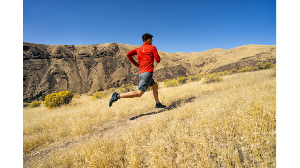 Topo Athletic M-Runventure 3 Trailrunning Shoes - Mens, Black / Blue, 10.5, M035-105-BLKBLU