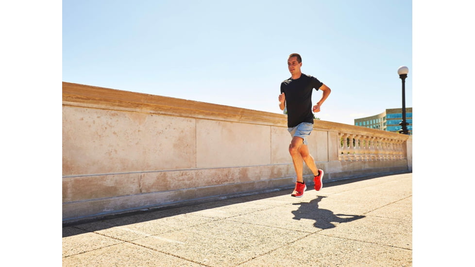 Topo Athletic M-Zephyr Trailrunning Shoes - Mens, Salmon / White, 9.5, M037-095-SALWHT