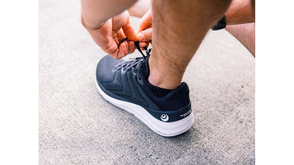 Topo Athletic Phantom 2 Road Running Shoes - Mens, Black/White, 9 US, M046-090-BLKWHT