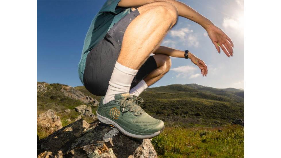 Topo Athletic Pursuit 2 Road Running Shoes - Men's, Green/Orange, 12, M077-120-GREORG