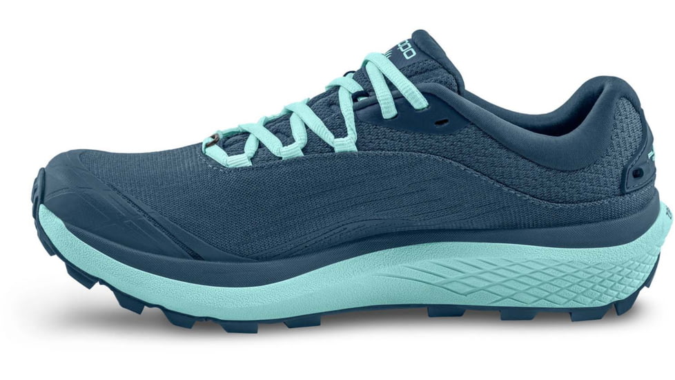 Topo Athletic Pursuit Road Running Shoes - Womens, Navy/Sky, 7, W057-070-NAVSKY