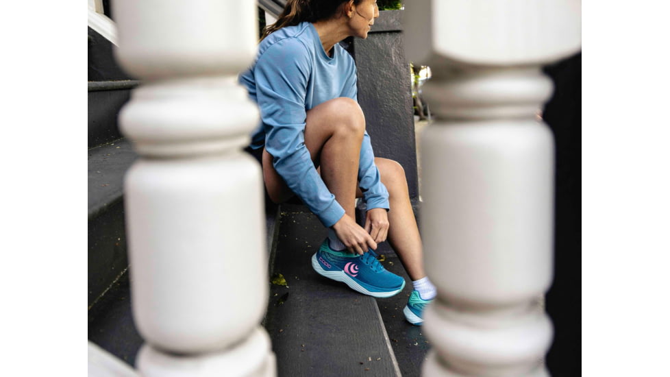 Topo Athletic Ultrafly 5 Road Running Shoes - Womens, Blue/Aqua, 7, W076-070-BLUAQU