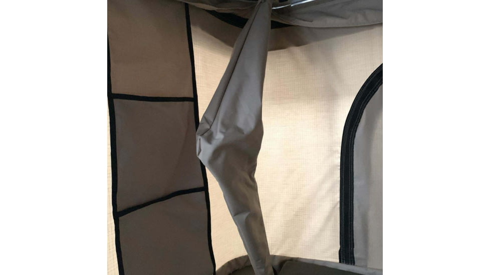 TRUSTMADE Hardshell Rooftop Tent, Black/Grey, 82.7x49x35.4in, OR02RT01-BlackGrey