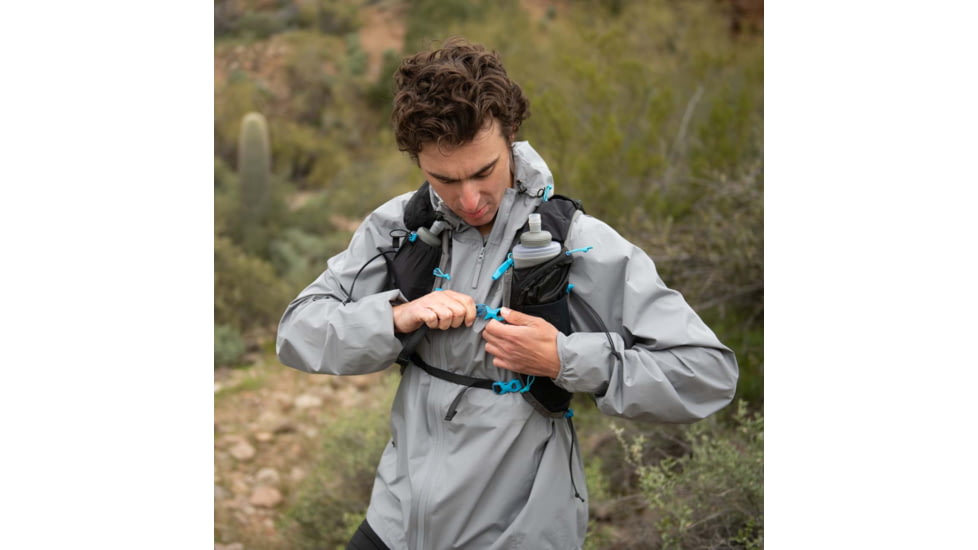 Ultimate Direction Adventure Vest 6 - Mens, Onyx, Medium, 80457922ONX-MD
