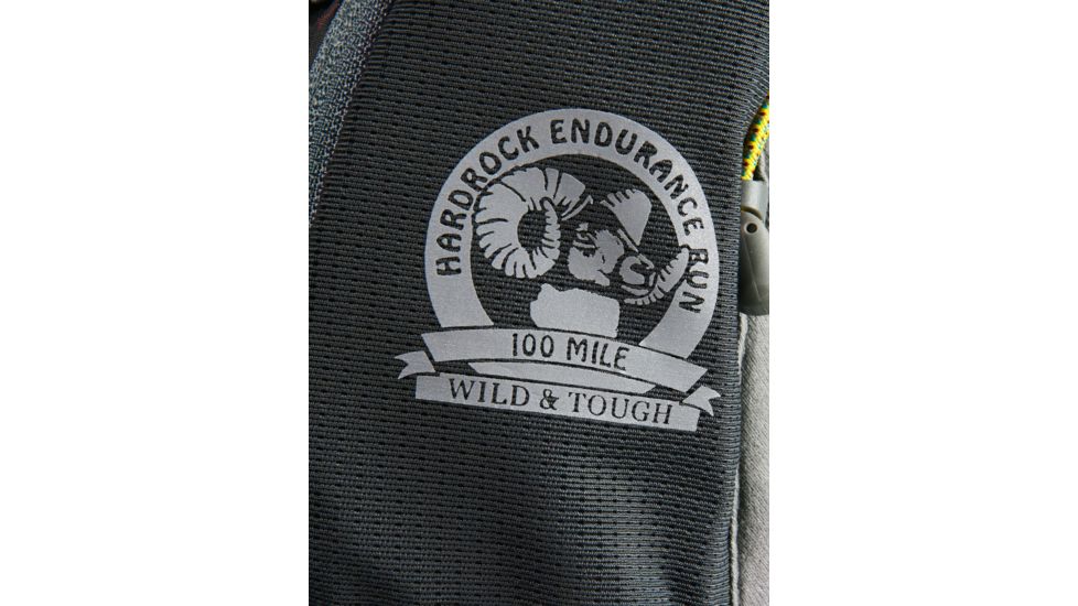Ultimate Direction Hardrocker Limited Edition Vest, Graphite, Medium 90458316GPH-MD
