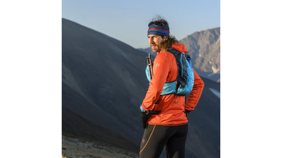 Ultimate Direction Mountain Vest 4.0 Running Vest, Custom Fit w/ Easy On-the-Go Adjustment, Blue, SM 80457418SGB-SM