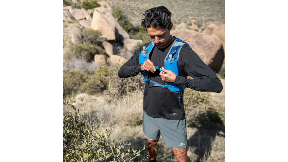 Ultimate Direction Mountain Vest 6 - Mens, Blue, Medium, 80457423UDB - MD