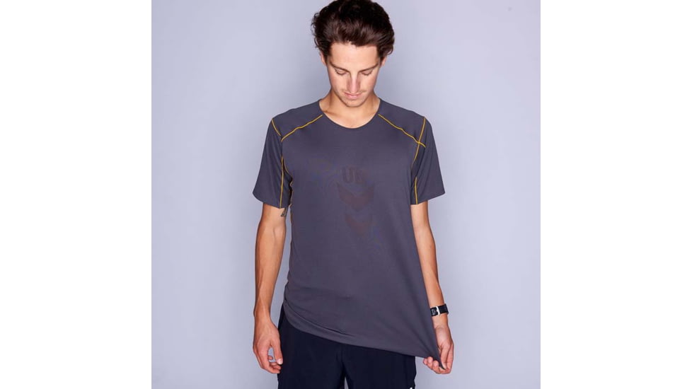 Ultimate Direction Ultralight Tee - Mens, Basalt, Medium, 82466619BAS-MD