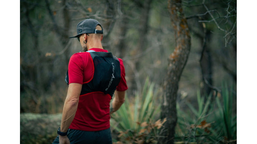 Ultraspire Bronco Running Race Vest, Small, Black/Red, UA134BKSM