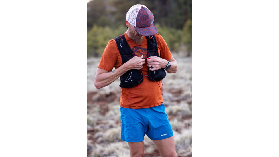 Ultraspire Zygos 5.0 Hydration Pack, Small, Black, UA133BKSM